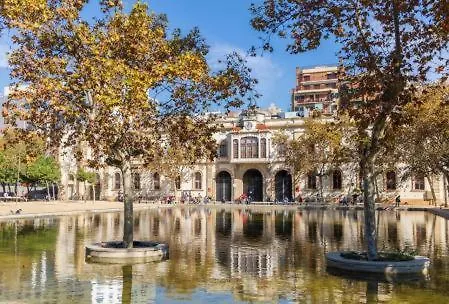 Hotel Ilunion Bel-Art Barcelona 4*,