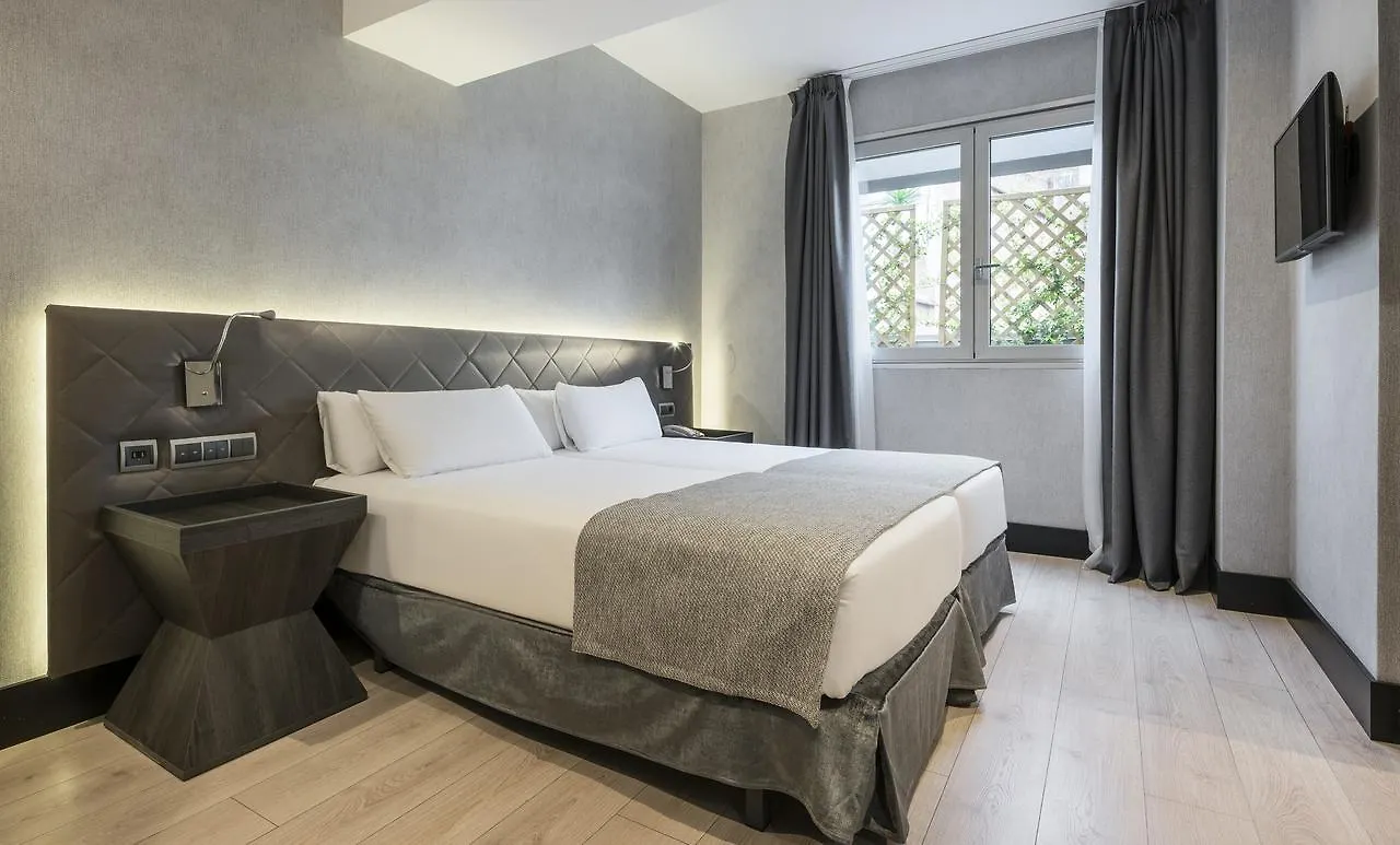 Hotel Ilunion Bel-Art Barcelona 4*,