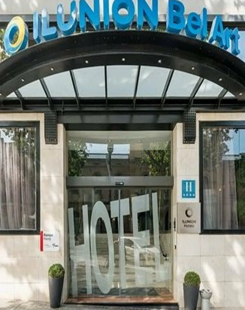 ****  Hotel Ilunion Bel-Art Barcelona España