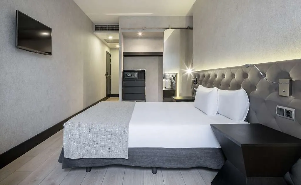 Ilunion Bel-Art Otel Barselona 4*,  İspanya